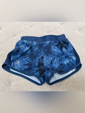 EUC LACROSSE UNLIMITED blue tie dye galaxy size SMALL active shorts